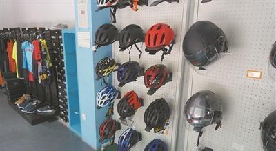 政府精準(zhǔn)扶持 國內(nèi) 頭盔熱 茶山一頭盔生產(chǎn)企業(yè)訂單猛增